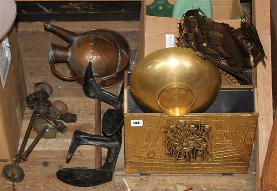 Box of oil lamps, funnels/Shades, brassware etc